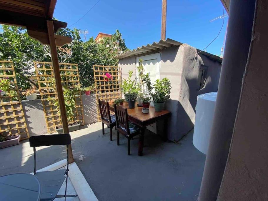 Lávrion New! Flower Patio House 2 Bdr - Bbq - Wash Machine מראה חיצוני תמונה