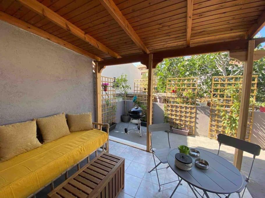 Lávrion New! Flower Patio House 2 Bdr - Bbq - Wash Machine מראה חיצוני תמונה